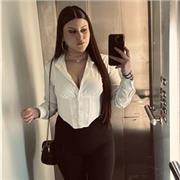 Tengo un grado medio de administración y sé informática,mecanografía, contabilidad y demás